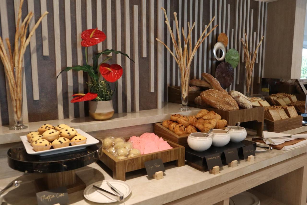 Hotel Dream Of Aventus Kuta 5*