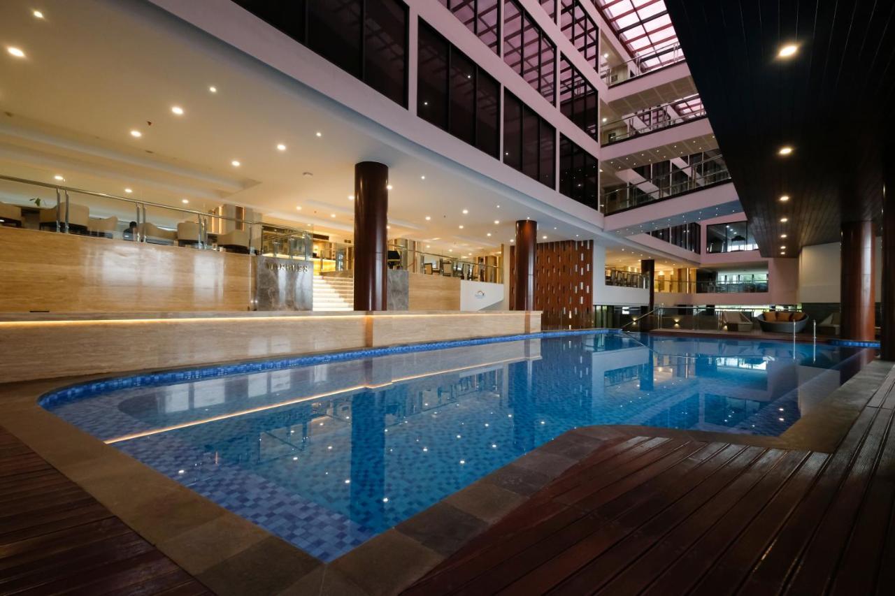 Hotel Dream Of Aventus Kuta 5*