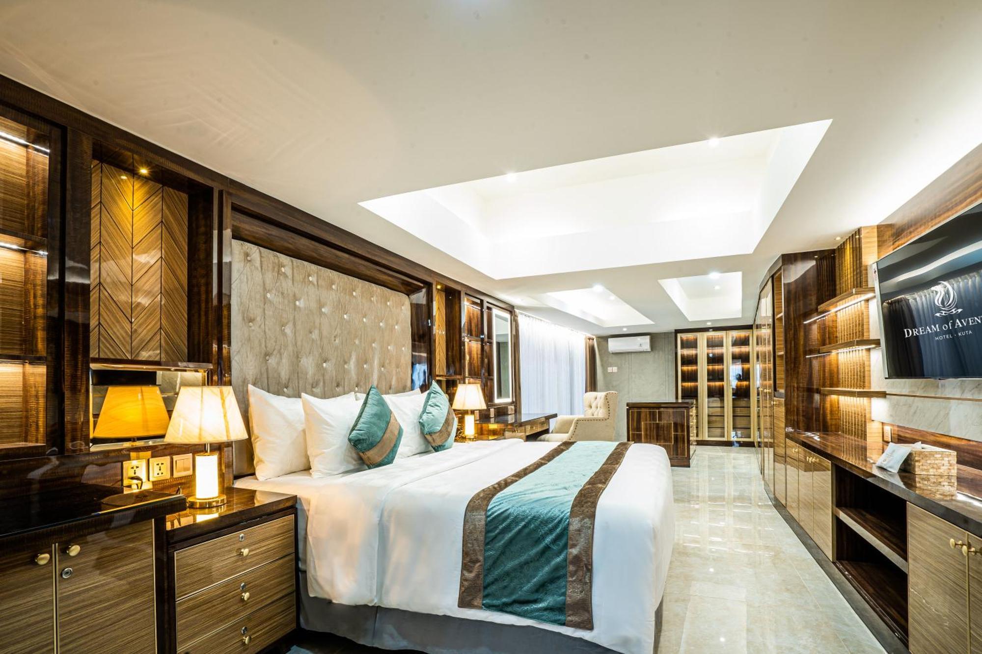 Hotel Dream Of Aventus Kuta 5*